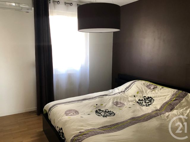 Appartement T3 à vendre - 3 pièces - 73.89 m2 - LYON - 69004 - RHONE-ALPES - Century 21 Perspective Immobilier Appartement T3 à vendre - 3 pièces - 73.89 m2 - LYON - 69004 - RHONE-ALPES - Century 21 Perspective Immobilier