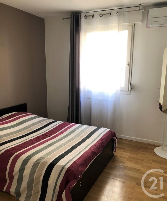 Appartement T3 à vendre - 3 pièces - 73.89 m2 - LYON - 69004 - RHONE-ALPES - Century 21 Perspective Immobilier Appartement T3 à vendre - 3 pièces - 73.89 m2 - LYON - 69004 - RHONE-ALPES - Century 21 Perspective Immobilier