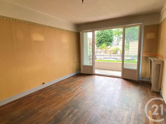 Appartement T2 à vendre - 2 pièces - 53.05 m2 - LYON - 69004 - RHONE-ALPES - Century 21 Perspective Immobilier Appartement T2 à vendre - 2 pièces - 53.05 m2 - LYON - 69004 - RHONE-ALPES - Century 21 Perspective Immobilier