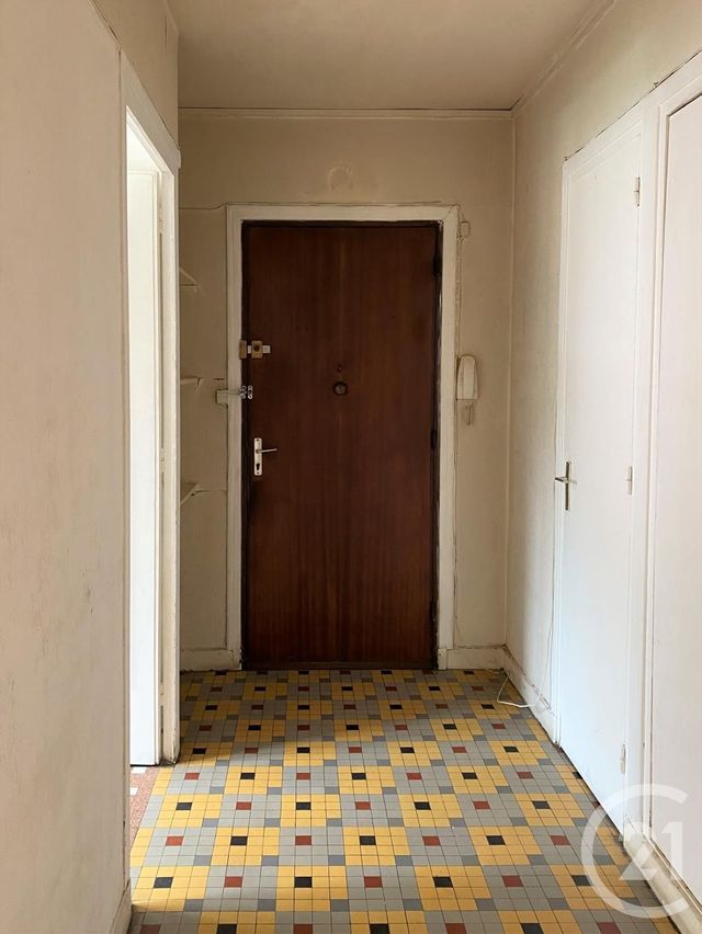 Appartement T2 à vendre - 2 pièces - 53.05 m2 - LYON - 69004 - RHONE-ALPES - Century 21 Perspective Immobilier Appartement T2 à vendre - 2 pièces - 53.05 m2 - LYON - 69004 - RHONE-ALPES - Century 21 Perspective Immobilier