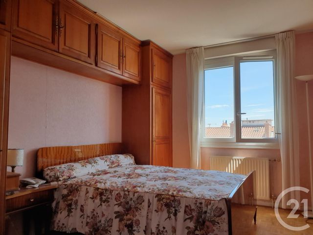 Afficher la photo en grand Appartement T4 à vendre - 4 pièces - 93.59 m2 - LYON - 69004 - RHONE-ALPES - Century 21 Perspective Immobilier