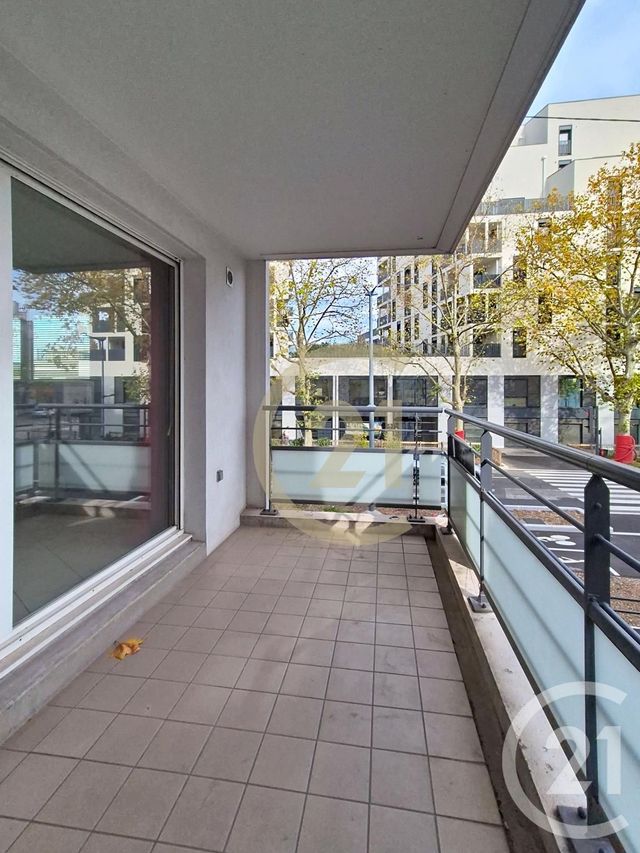 Appartement T2 à vendre - 2 pièces - 40.61 m2 - LYON - 69008 - RHONE-ALPES - Century 21 Perspective Immobilier