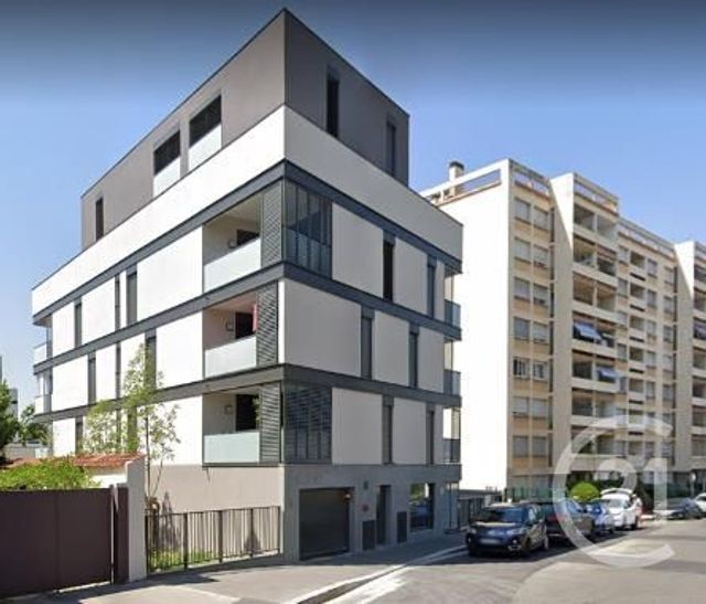 parking - LYON - 69004