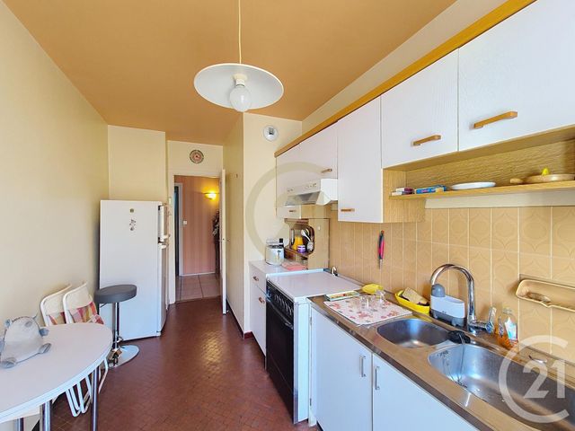 Afficher la photo en grand Appartement T5 à vendre - 5 pièces - 112.34 m2 - CALUIRE ET CUIRE - 69 - RHONE-ALPES - Century 21 Perspective Immobilier