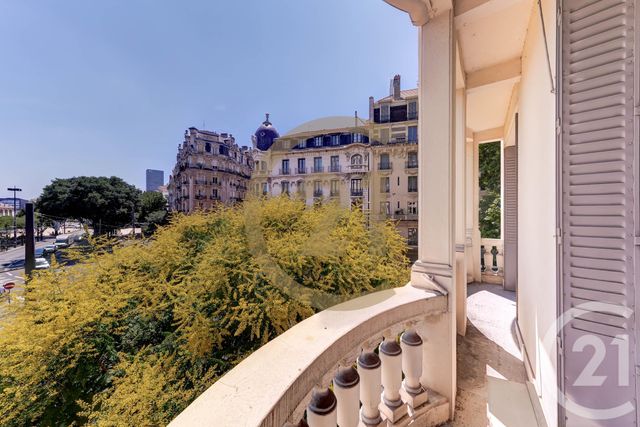 Appartement T6 à vendre - 6 pièces - 197.74 m2 - LYON - 69006 - RHONE-ALPES - Century 21 Perspective Immobilier