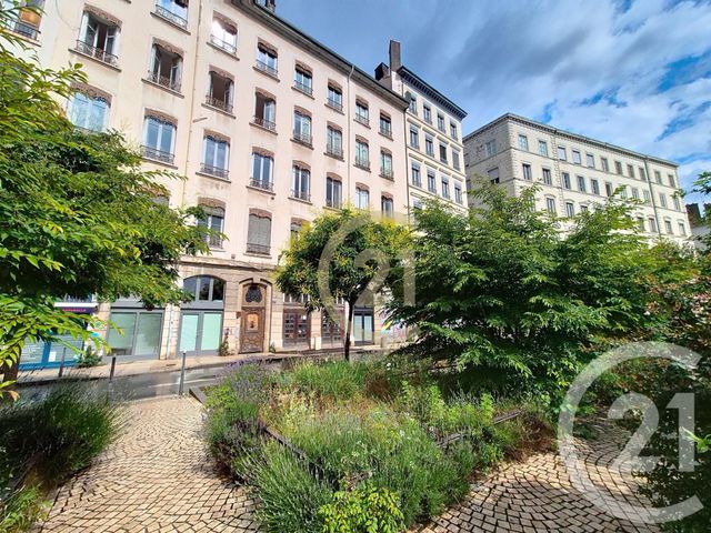 Appartement Local à vendre - 3 pièces - 62.84 m2 - LYON - 69001 - RHONE-ALPES - Century 21 Perspective Immobilier