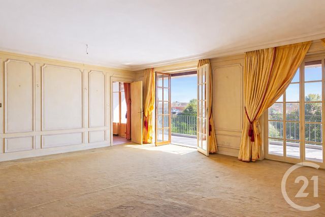 Appartement T5 à vendre - 5 pièces - 125.84 m2 - LYON - 69004 - RHONE-ALPES - Century 21 Perspective Immobilier