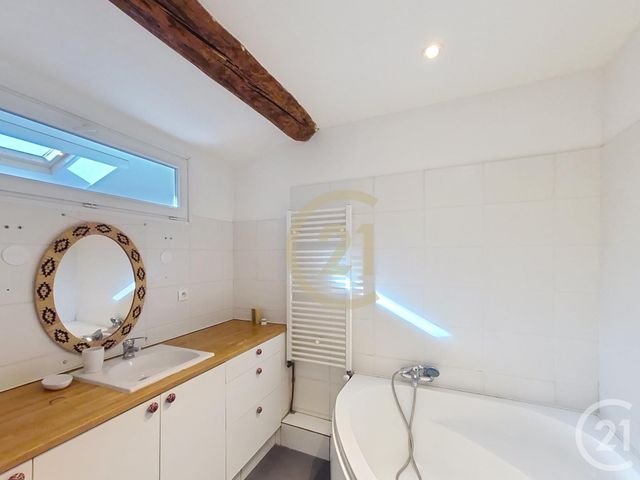 Appartement T3 à vendre - 3 pièces - 75.58 m2 - LYON - 69004 - RHONE-ALPES - Century 21 Perspective Immobilier