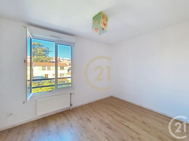 Appartement T5 à vendre - 5 pièces - 107.48 m2 - LYON - 69004 - RHONE-ALPES - Century 21 Perspective Immobilier