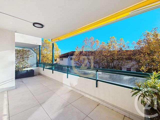 Appartement T5 à vendre - 5 pièces - 107.48 m2 - LYON - 69004 - RHONE-ALPES - Century 21 Perspective Immobilier