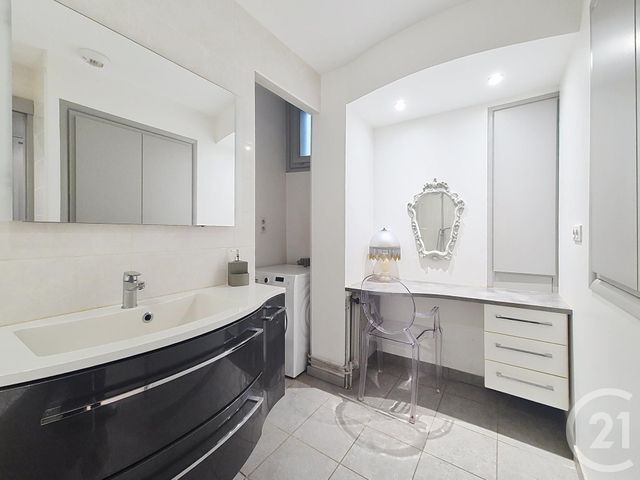 Appartement T5 à vendre - 5 pièces - 124.53 m2 - LYON - 69004 - RHONE-ALPES - Century 21 Perspective Immobilier