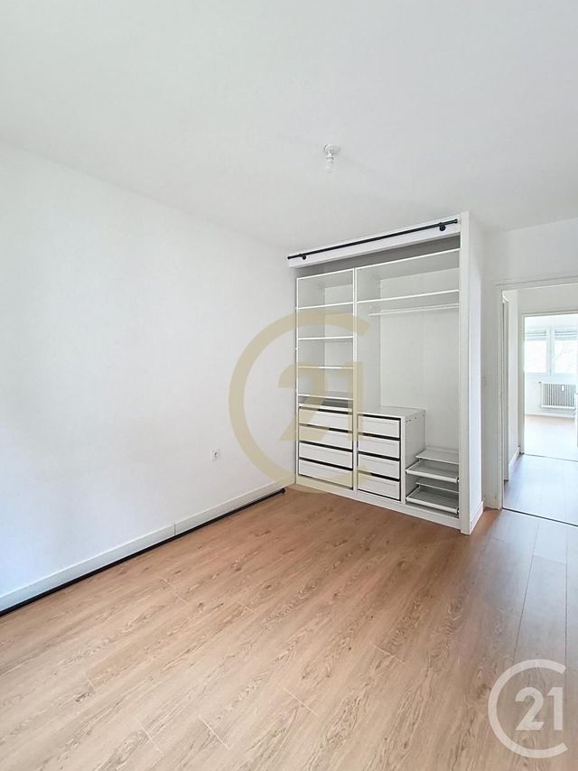 Appartement T4 à vendre - 4 pièces - 81.75 m2 - CALUIRE ET CUIRE - 69 - RHONE-ALPES - Century 21 Perspective Immobilier