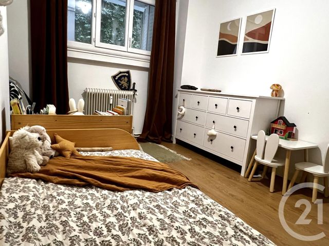 Appartement T4 à vendre - 4 pièces - 81.75 m2 - CALUIRE ET CUIRE - 69 - RHONE-ALPES - Century 21 Perspective Immobilier