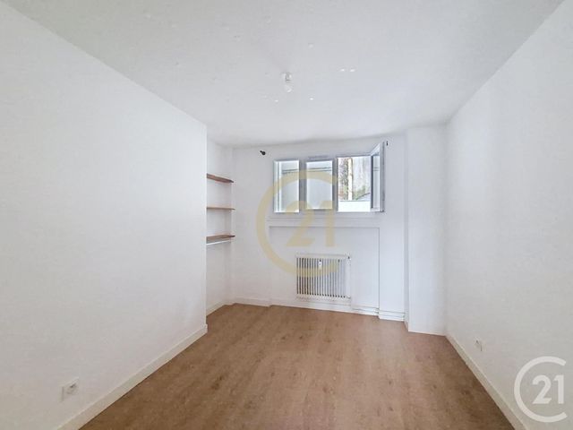 Appartement T4 à vendre - 4 pièces - 81.75 m2 - CALUIRE ET CUIRE - 69 - RHONE-ALPES - Century 21 Perspective Immobilier