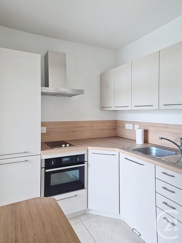 Appartement T2 à vendre - 2 pièces - 42.23 m2 - LYON - 69004 - RHONE-ALPES - Century 21 Perspective Immobilier