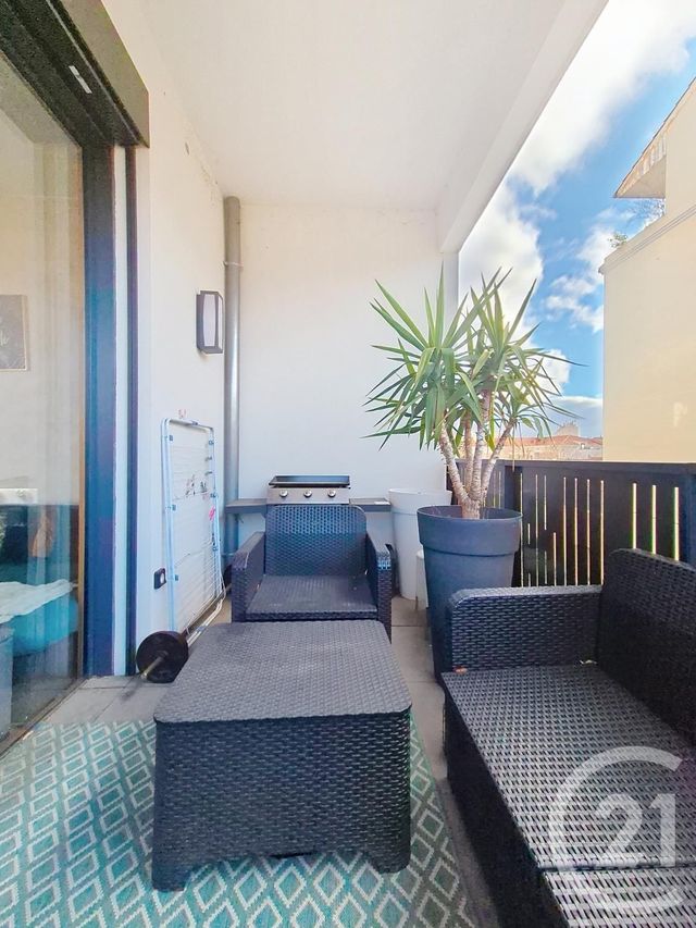 Appartement T4 à vendre - 4 pièces - 86.81 m2 - LYON - 69004 - RHONE-ALPES - Century 21 Perspective Immobilier