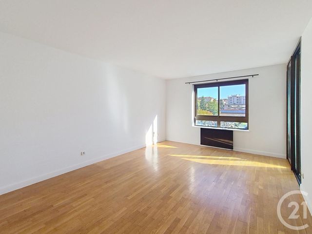 Appartement T3 à vendre - 3 pièces - 82.66 m2 - LYON - 69004 - RHONE-ALPES - Century 21 Perspective Immobilier