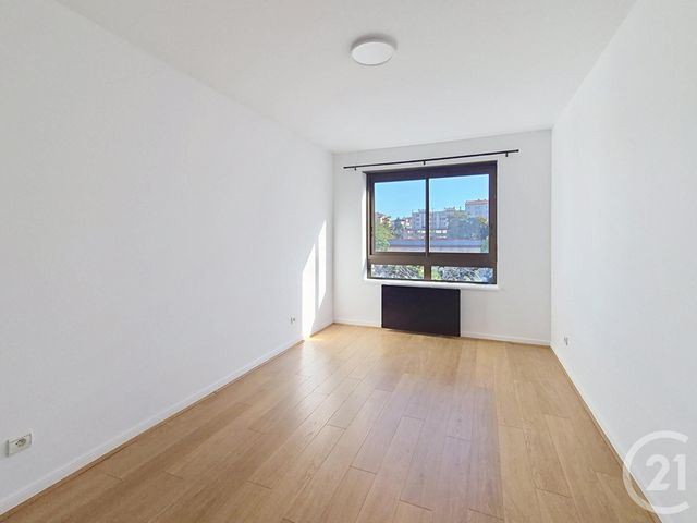 Appartement T3 à vendre - 3 pièces - 82.66 m2 - LYON - 69004 - RHONE-ALPES - Century 21 Perspective Immobilier