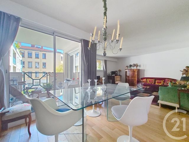 Appartement T3 à vendre - 3 pièces - 68.22 m2 - LYON - 69004 - RHONE-ALPES - Century 21 Perspective Immobilier