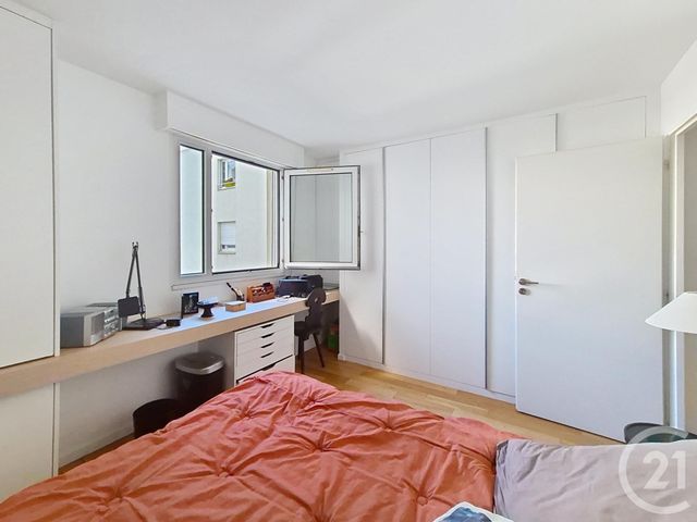 Appartement T3 à vendre - 3 pièces - 68.22 m2 - LYON - 69004 - RHONE-ALPES - Century 21 Perspective Immobilier
