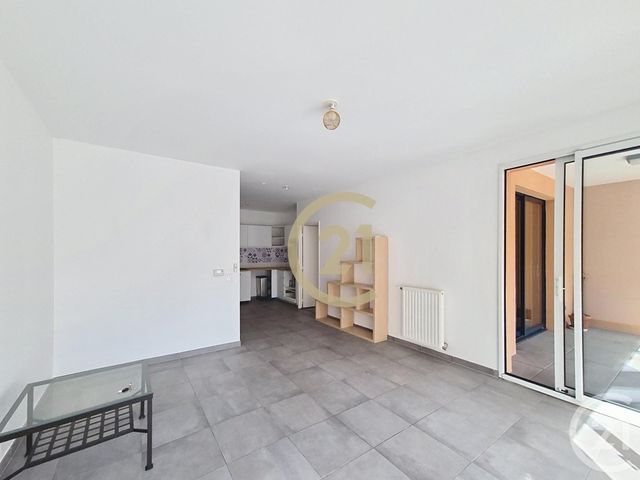 Appartement T2 à vendre - 2 pièces - 51.06 m2 - LYON - 69004 - RHONE-ALPES - Century 21 Perspective Immobilier
