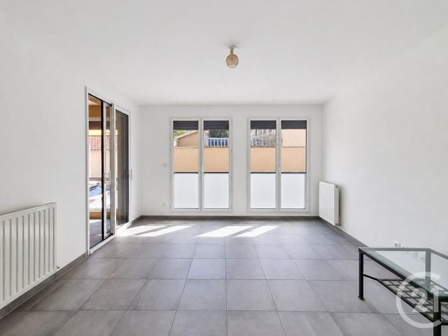 Appartement T2 à vendre - 2 pièces - 51.06 m2 - LYON - 69004 - RHONE-ALPES - Century 21 Perspective Immobilier