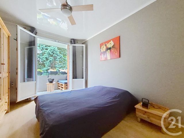 Appartement T4 à vendre - 4 pièces - 85.22 m2 - CALUIRE ET CUIRE - 69 - RHONE-ALPES - Century 21 Perspective Immobilier