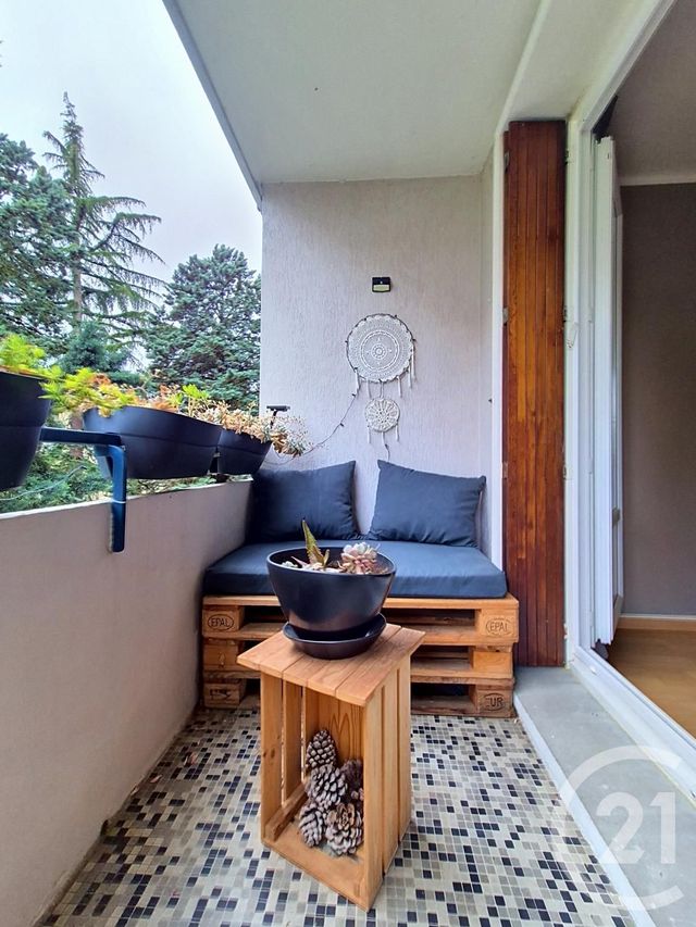 Appartement T4 à vendre - 4 pièces - 85.22 m2 - CALUIRE ET CUIRE - 69 - RHONE-ALPES - Century 21 Perspective Immobilier