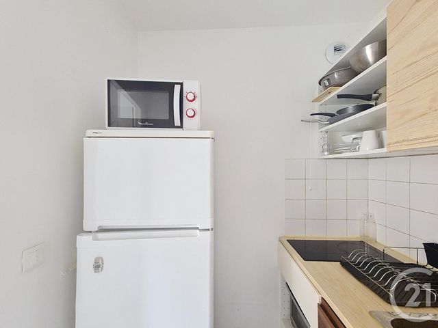 Appartement T1 à louer - 1 pièce - 30.05 m2 - LYON - 69004 - RHONE-ALPES - Century 21 Perspective Immobilier