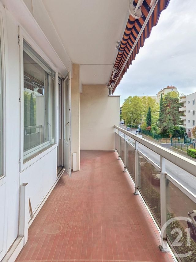 Appartement T4 à vendre - 4 pièces - 86.01 m2 - CALUIRE ET CUIRE - 69 - RHONE-ALPES - Century 21 Perspective Immobilier