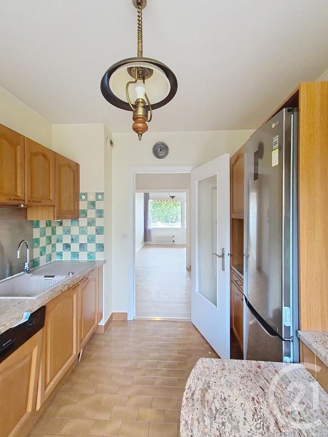 Appartement T4 à vendre - 4 pièces - 86.01 m2 - CALUIRE ET CUIRE - 69 - RHONE-ALPES - Century 21 Perspective Immobilier