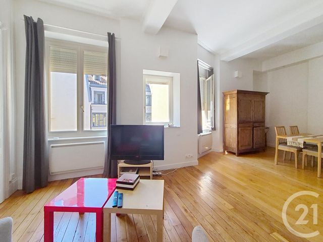 Appartement T2 à louer - 2 pièces - 48.62 m2 - LYON - 69001 - RHONE-ALPES - Century 21 Perspective Immobilier