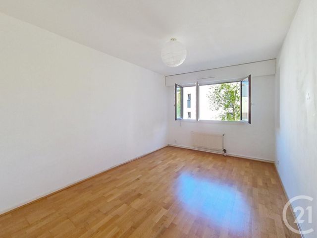 Appartement T4 à louer - 4 pièces - 103.72 m2 - LYON - 69004 - RHONE-ALPES - Century 21 Perspective Immobilier