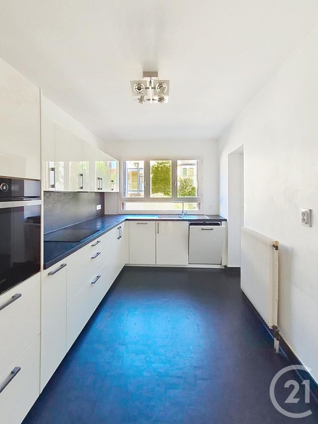 Appartement T4 à louer - 4 pièces - 103.72 m2 - LYON - 69004 - RHONE-ALPES - Century 21 Perspective Immobilier