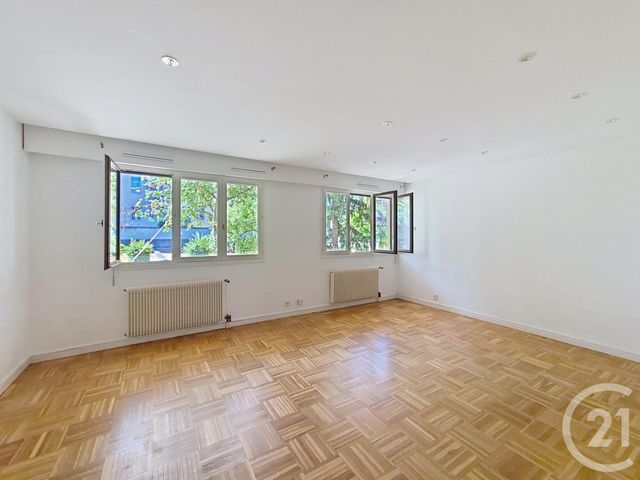 Appartement T4 à louer - 4 pièces - 103.72 m2 - LYON - 69004 - RHONE-ALPES - Century 21 Perspective Immobilier